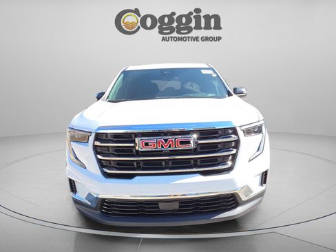 Used 2025 GMC Acadia Elevation image 14