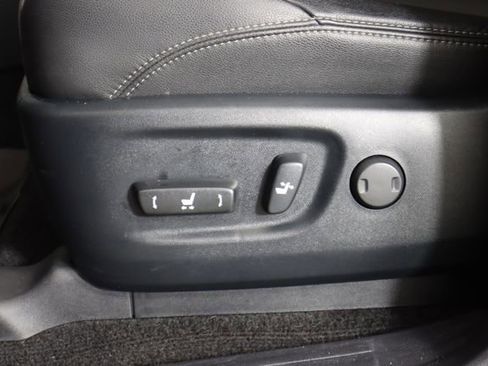 Used 2022 Toyota 4Runner SR5 Premium image 35