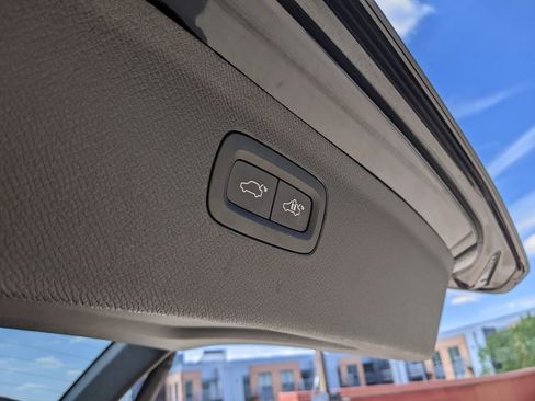 Certified 2023 Volvo XC90 B6 Ultimate w/ Protection Package Premier AWD/4WD image 29