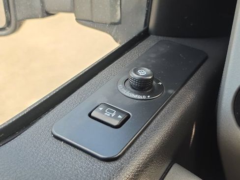 Used 2015 Ford F250 Lariat AWD/4WD image 26
