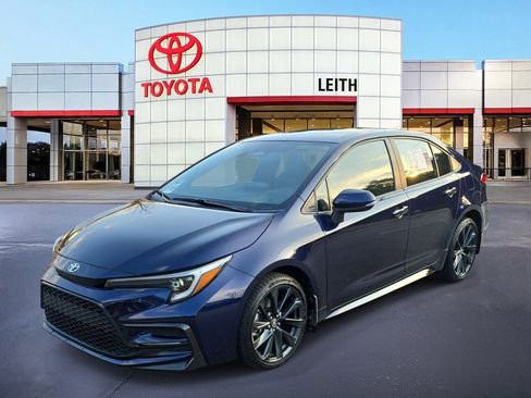 Used 2024 Toyota Corolla SE image 1