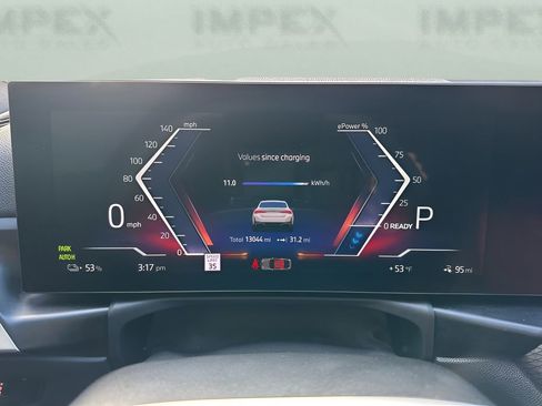 Used 2025 BMW i4 eDrive40 image 25