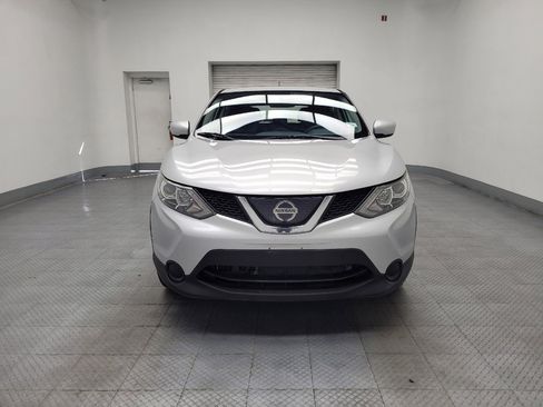 Used 2019 Nissan Rogue Sport S image 14