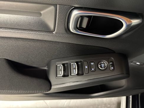 Used 2023 Honda Civic Sport image 23