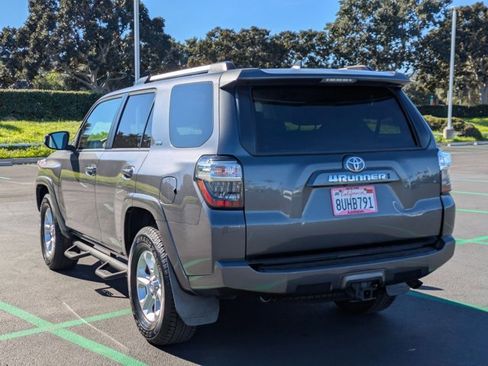 Certified 2021 Toyota 4Runner SR5 Premium image 8