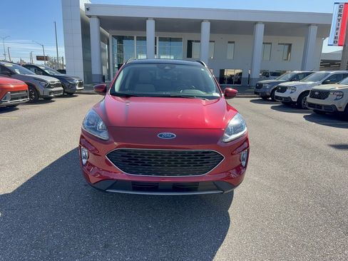 Certified 2022 Ford Escape SEL image 3