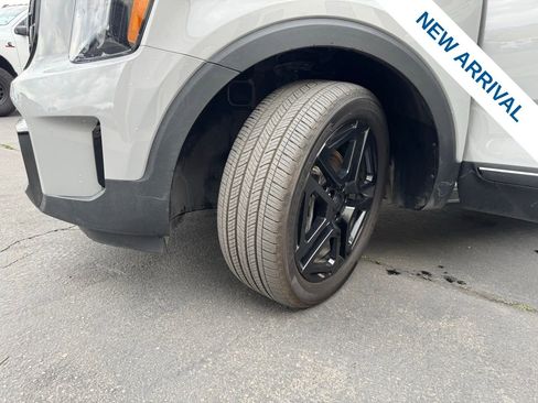 Used 2025 Kia Telluride EX X-Line AWD/4WD image 31
