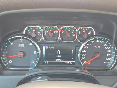 Used 2018 Chevrolet Silverado 1500 LT w/ Texas Edition RWD image 22
