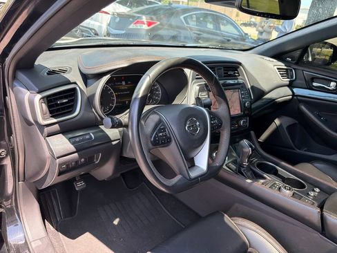 Used 2019 Nissan Maxima SR w/ Premium Package FWD image 23