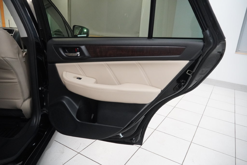 Used 2019 Subaru Outback 2.5i Limited AWD/4WD image 26