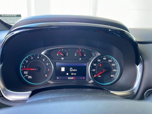 Used 2022 Chevrolet Traverse RS image 17