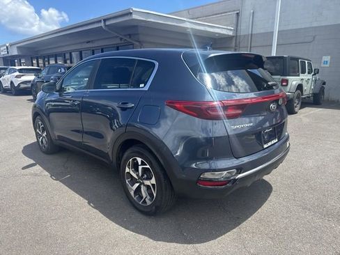 Used 2022 Kia Sportage LX FWD image 3