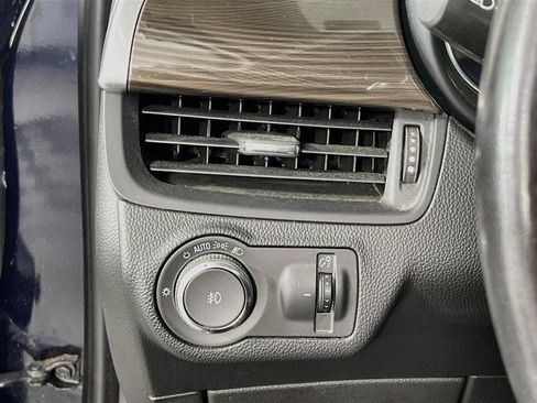 Certified 2020 Buick Envision Premium AWD/4WD image 9