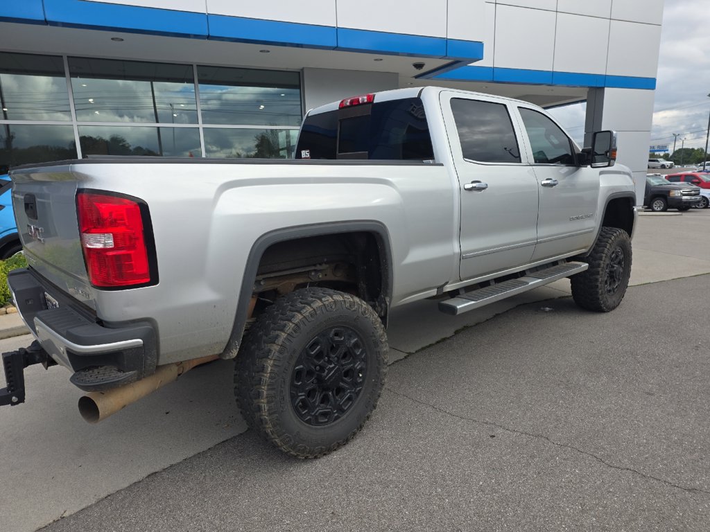 Used 2017 GMC Sierra 2500 Denali w/ Duramax Plus Package AWD/4WD image 4