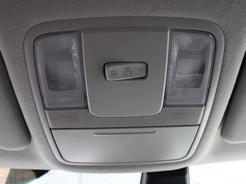Used 2025 Kia Soul LX FWD image 45