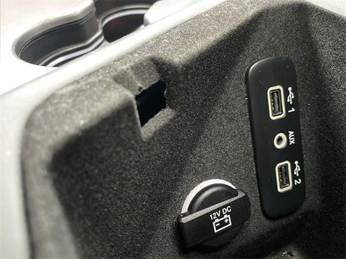 Used 2019 Dodge Challenger GT w/ Driver Convenience Group image 27