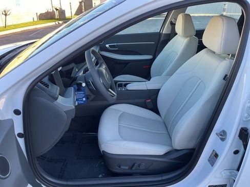 New 2026 Hyundai Sonata SEL image 17