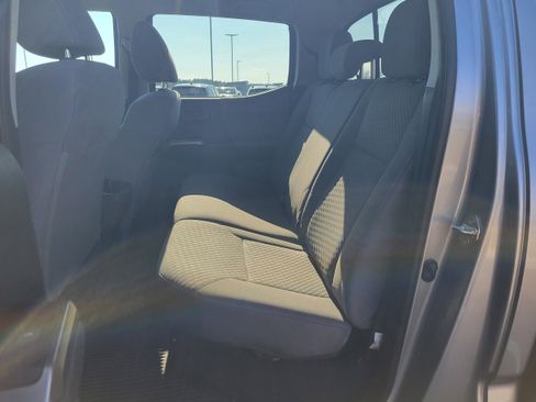 Used 2020 Toyota Tacoma SR5 image 29
