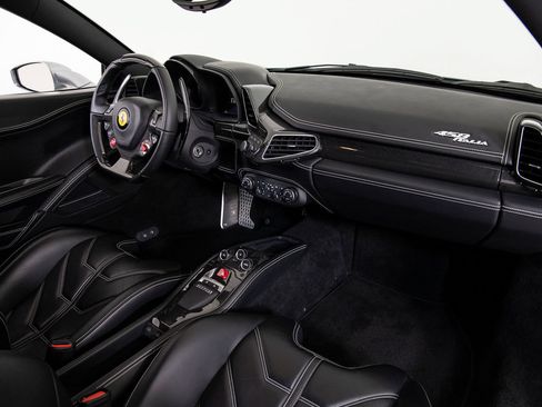 Certified 2014 Ferrari 458 Italia Coupe RWD image 16