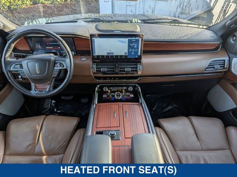 Used 2024 Lincoln Navigator L Reserve image 17