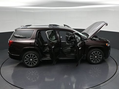 Used 2020 GMC Acadia Denali w/ Technology Package FWD image 37