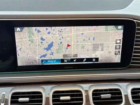 Used 2020 Mercedes-Benz GLE 350 w/ 3rd Row Seat Package image 32