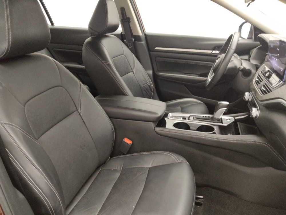 Used 2023 Nissan Altima 2.5 SL FWD image 21