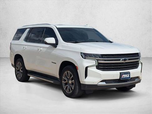 Used 2022 Chevrolet Tahoe LT w/ LT Signature Package RWD image 3