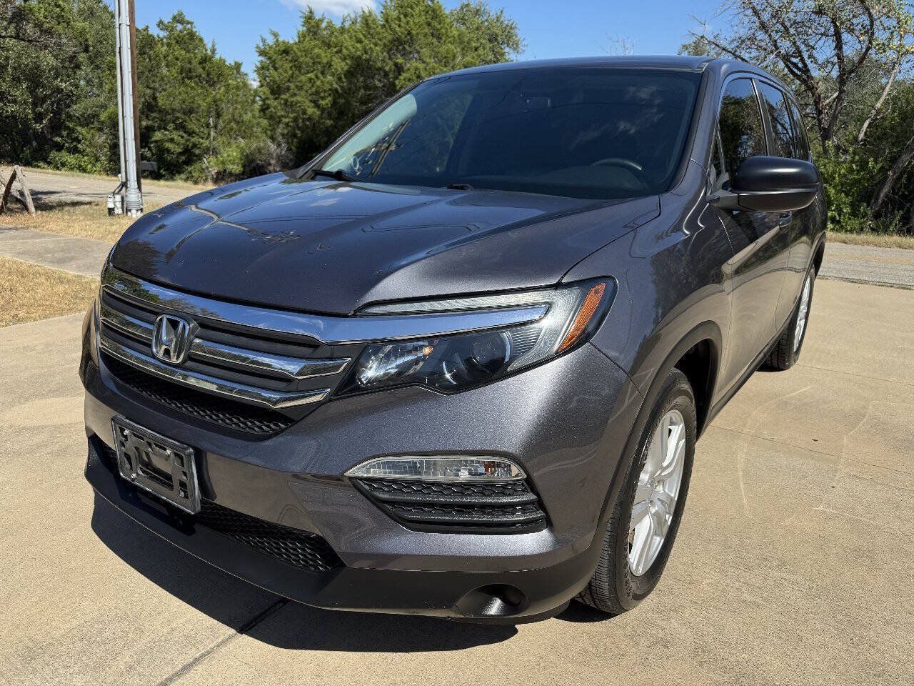 Used 2017 Honda Pilot LX image 5