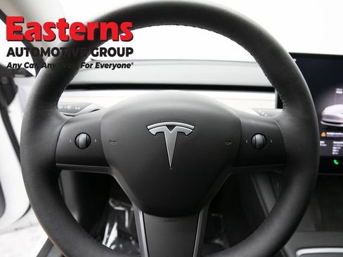 Used 2023 Tesla Model 3 Standard Range RWD image 12