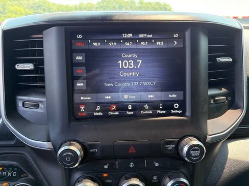 Used 2020 RAM 1500 Big Horn AWD/4WD image 20
