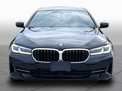 Used 2023 BMW 530i xDrive w/ Premium Package AWD/4WD image 3