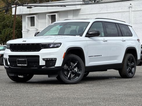 New 2025 Jeep Grand Cherokee L Limited w/ Luxury Tech Group II image 7