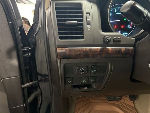 Used 2010 Toyota Land Cruiser AWD/4WD image 16
