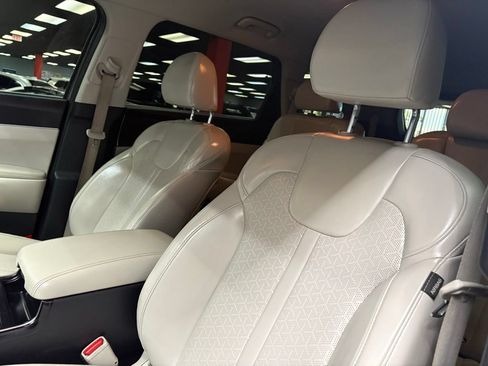 Used 2021 Kia Sorento S FWD image 17