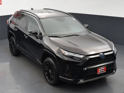 Used 2024 Toyota RAV4 SE AWD/4WD image 21