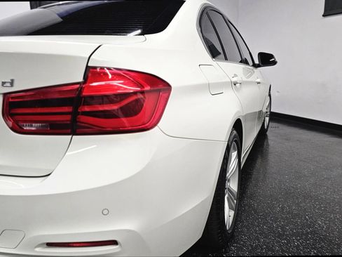 Used 2018 BMW 328d Sedan RWD image 38
