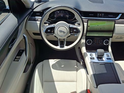 Used 2023 Jaguar F-PACE S AWD/4WD image 4