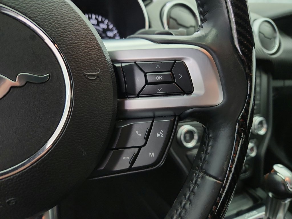 Used 2018 Ford Mustang Coupe RWD image 18