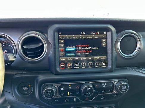 Used 2023 Jeep Wrangler Unlimited Rubicon w/ Steel Bumper Group image 12