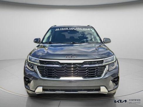 Certified 2025 Kia Seltos EX FWD image 5