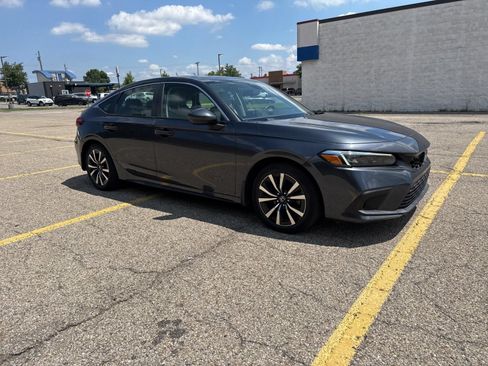 Used 2022 Honda Civic EX-L image 18