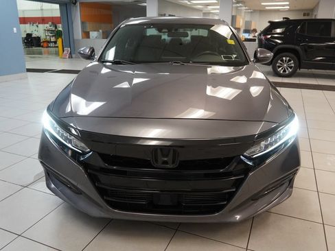 Used 2018 Honda Accord Sport image 14
