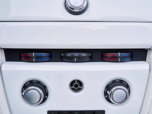 Used 2008 Rolls-Royce Phantom Drophead Coupe RWD image 84