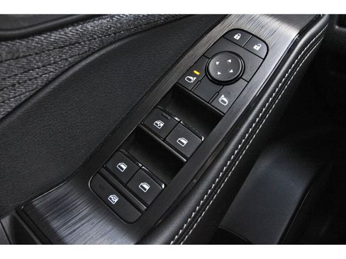 Used 2023 Nissan Rogue SV FWD image 22