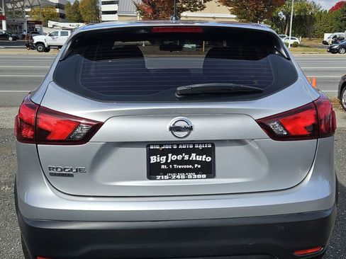 Used 2019 Nissan Rogue Sport S image 4