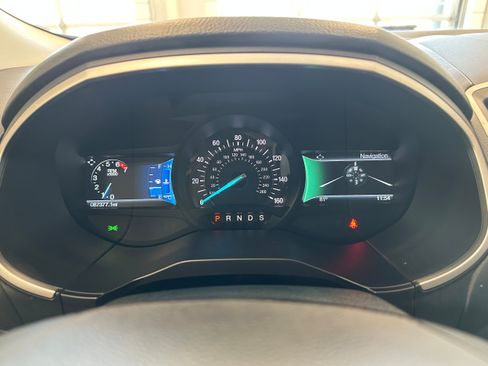 Used 2018 Ford Edge SEL w/ Equipment Group 201A AWD/4WD image 23
