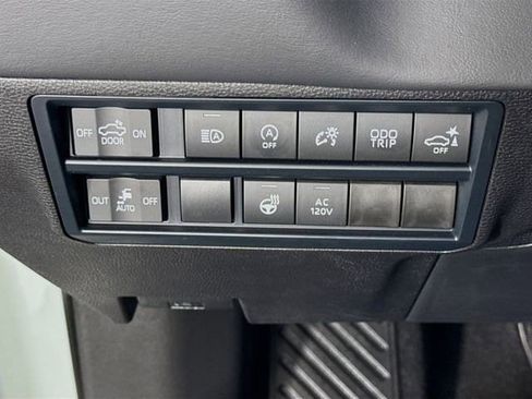 Certified 2025 Toyota Tundra Platinum image 10