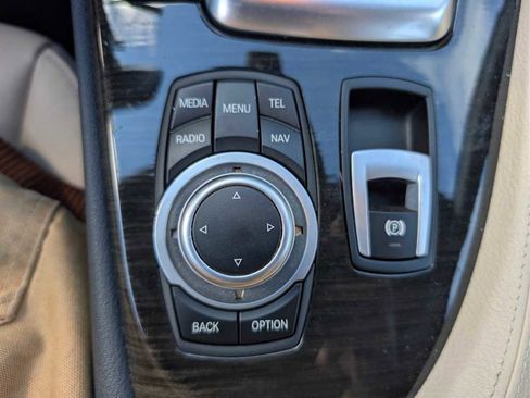 Used 2015 BMW Z4 sDrive28i RWD image 29