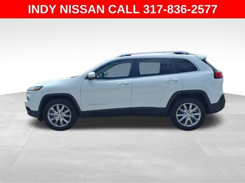 Used 2016 Jeep Cherokee Limited AWD/4WD image 5